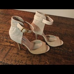 Steve Madden taupe heels, size 6.